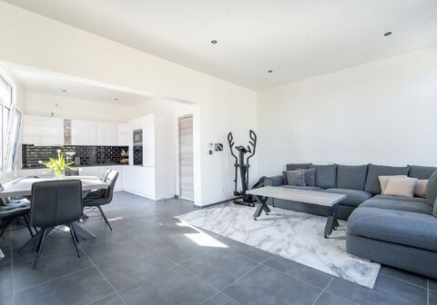 Gebouw voor gemengd gebruik te koop in Mechelen