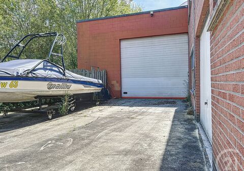 Huis - Vrij beroep te koop in HEIST-OP-DEN-BERG