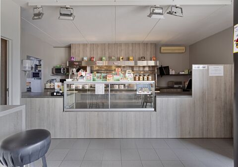 Opbrengsteigendom - Gemengd gebruik residentieel te koop in Heist-op-den-Berg