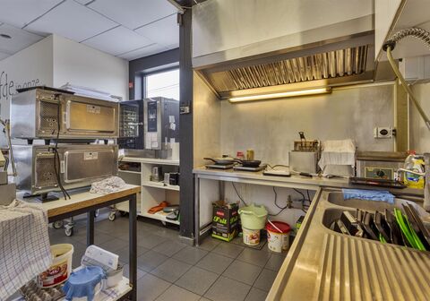 Opbrengsteigendom - Gemengd gebruik residentieel te koop in Heist-op-den-Berg