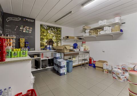 Opbrengsteigendom - Gemengd gebruik residentieel te koop in Heist-op-den-Berg