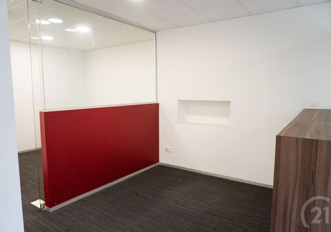 Opbrengsteigendom te koop in Mortsel