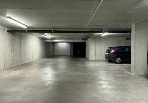 Staanplaats - binnen te koop in Haacht