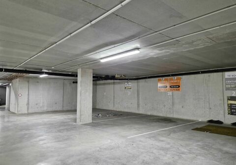 Staanplaats - binnen te koop in Haacht