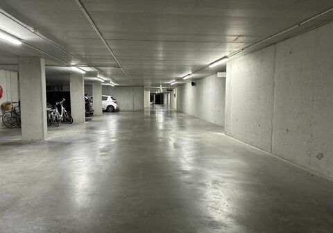 Staanplaats - binnen te koop in Haacht