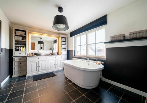 Villa te koop in BEGIJNENDIJK