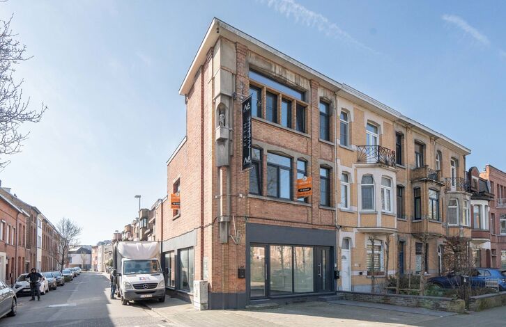 Gebouw voor gemengd gebruik te koop in Mechelen