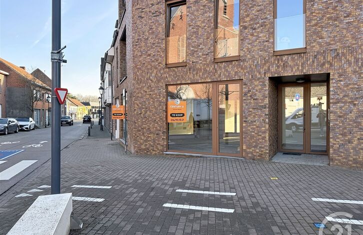 Handelsruimte te koop in Baal