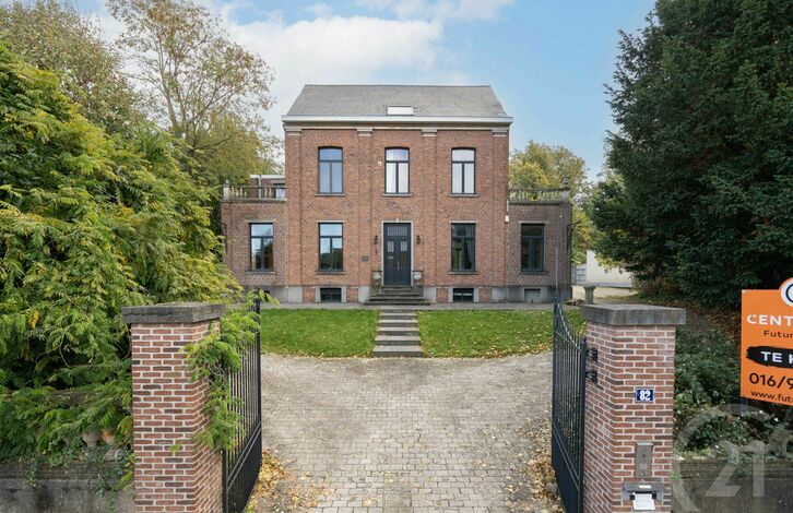 Herenhuis te koop in Machelen