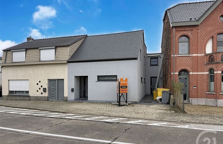 Rijwoning te koop in HEIST-OP-DEN-BERG