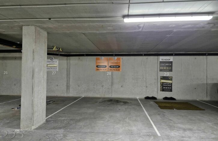 Staanplaats - binnen te koop in Haacht